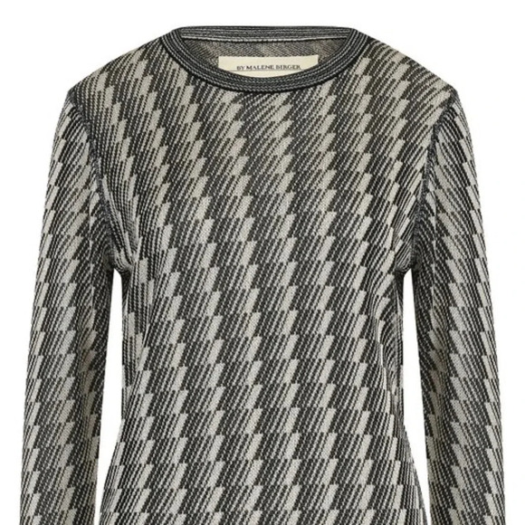 By Malene  Birger knitted cardigan/sweater - Picture 3 of 8
